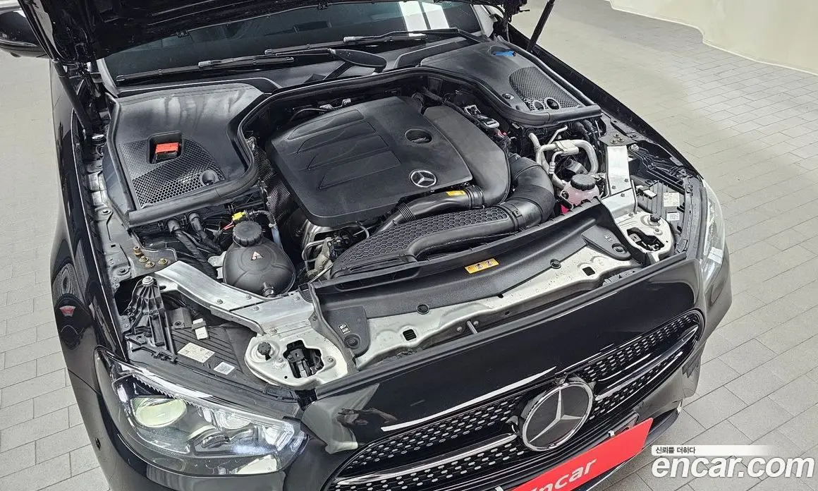 Mercedes-Benz E-Class 2022 2.0 автомат (гидро), фото 5 Mercedes-Benz E-Class 2022 2.0 автомат (гидро), фото 5
