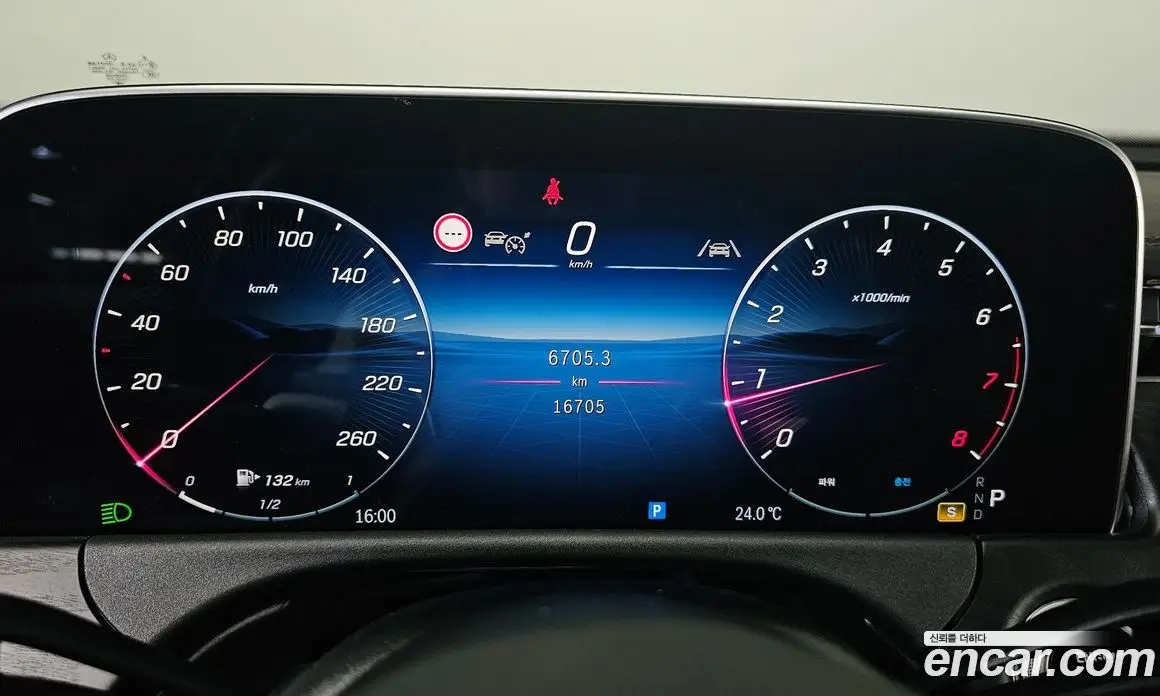 Mercedes-Benz E-Class 2025 2.0 автомат (гидро), фото 11 Mercedes-Benz E-Class 2025 2.0 автомат (гидро), фото 11