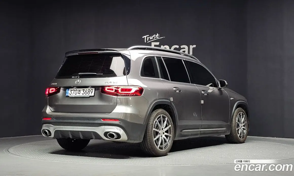Mercedes-Benz GLB-Class 2022 2.0 автомат (гидро), фото 2 Mercedes-Benz GLB-Class 2022 2.0 автомат (гидро), фото 2