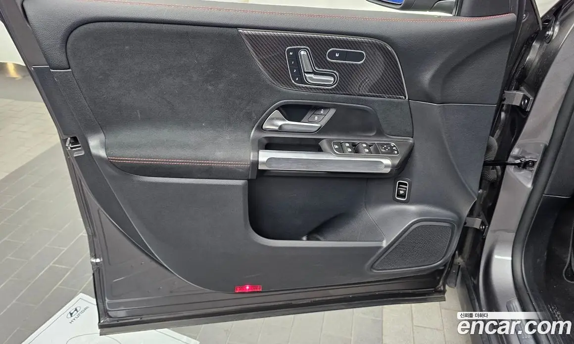 Mercedes-Benz GLB-Class 2022 2.0 автомат (гидро), фото 14 Mercedes-Benz GLB-Class 2022 2.0 автомат (гидро), фото 14