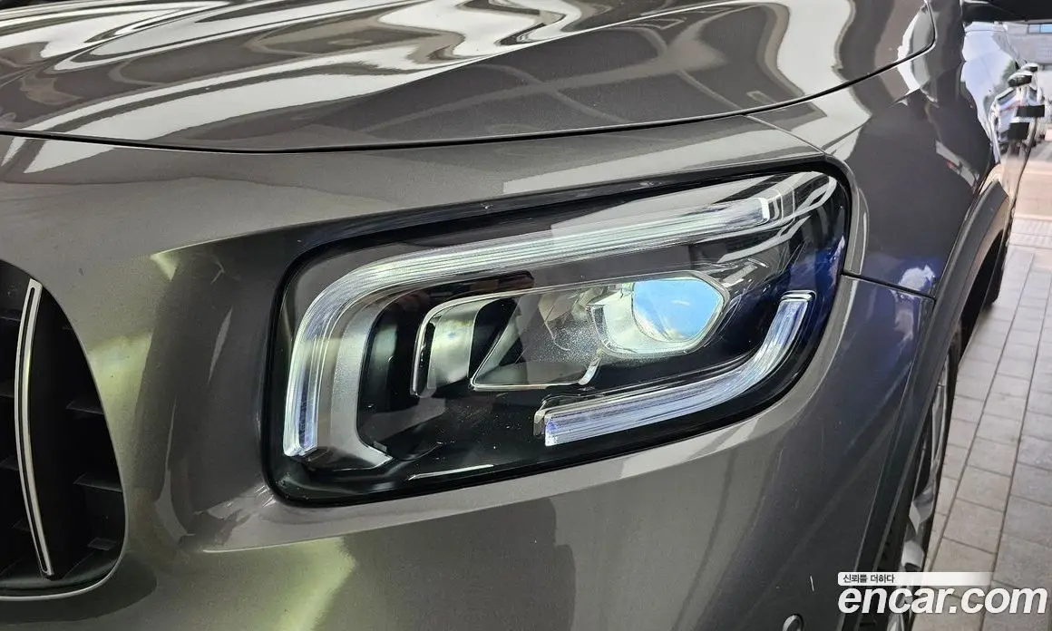 Mercedes-Benz GLB-Class 2022 2.0 автомат (гидро), фото 8 Mercedes-Benz GLB-Class 2022 2.0 автомат (гидро), фото 8