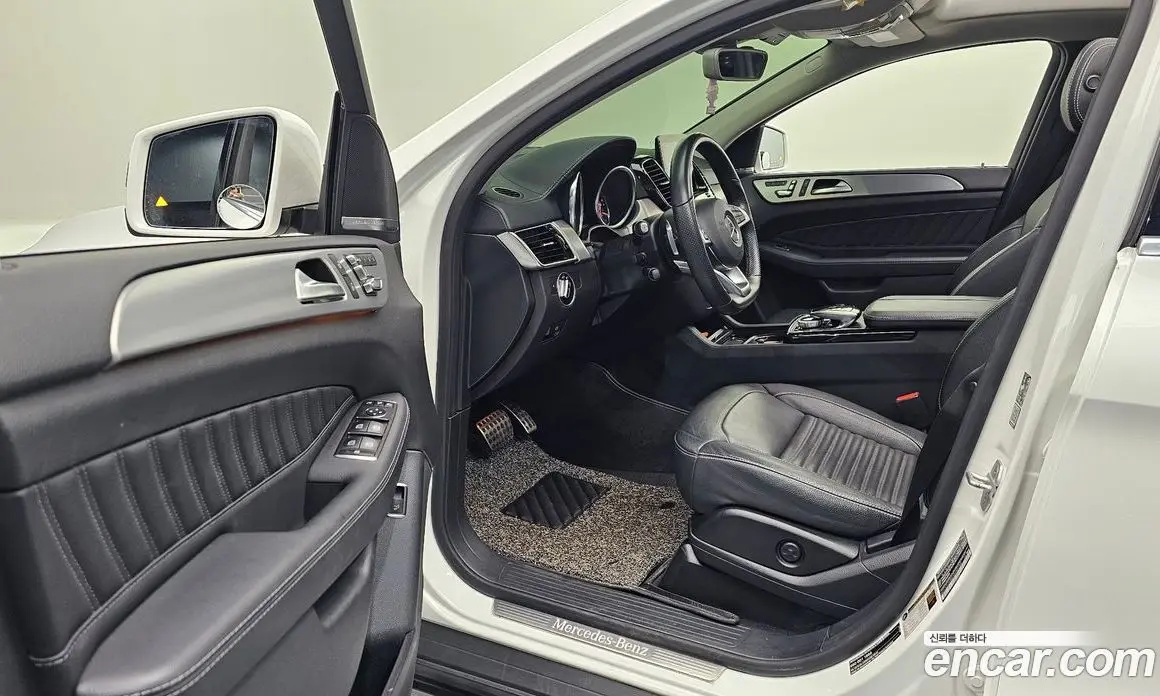 Mercedes-Benz GLE-Class 2017 3.0 автомат (гидро), фото 13 Mercedes-Benz GLE-Class 2017 3.0 автомат (гидро), фото 13