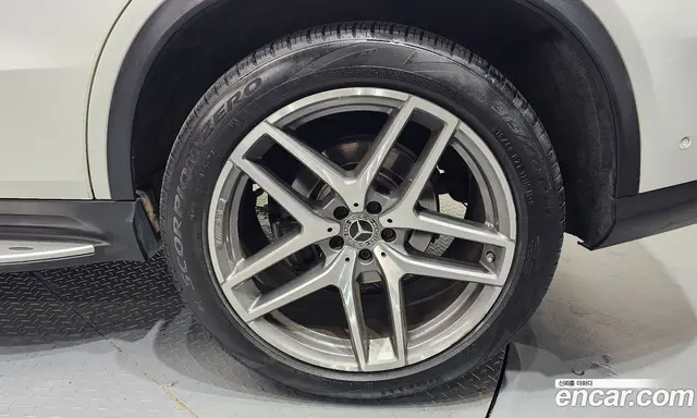 Mercedes-Benz GLE-Class 2017 3.0 автомат (гидро), миниатюра 5 Mercedes-Benz GLE-Class 2017 3.0 автомат (гидро), миниатюра 5