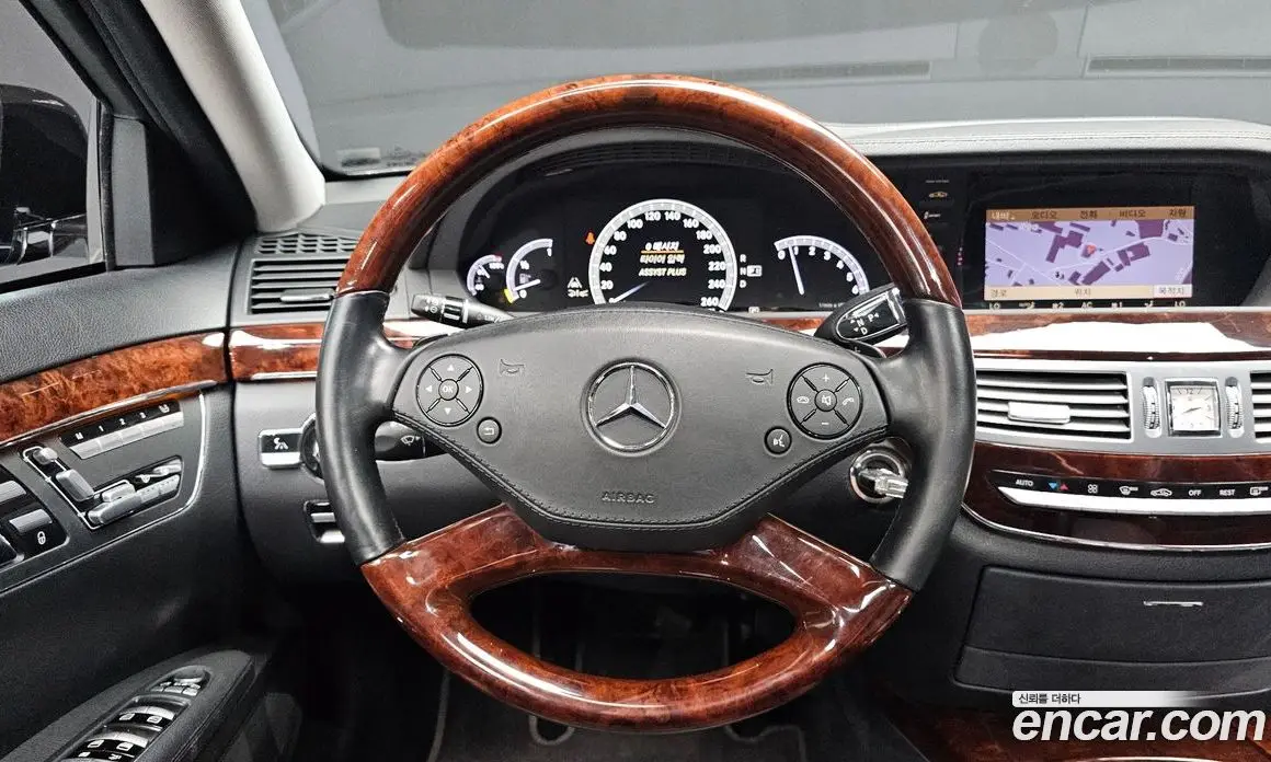 Mercedes-Benz S-Class 2010 5.5 автомат (гидро), фото 18 Mercedes-Benz S-Class 2010 5.5 автомат (гидро), фото 18