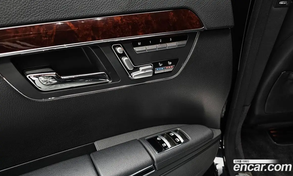 Mercedes-Benz S-Class 2010 5.5 автомат (гидро), фото 31 Mercedes-Benz S-Class 2010 5.5 автомат (гидро), фото 31