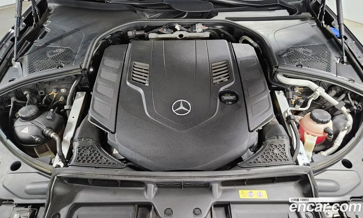 Mercedes-Benz S-Class 2024 4.0 автомат (гидро), фото 6 Mercedes-Benz S-Class 2024 4.0 автомат (гидро), фото 6