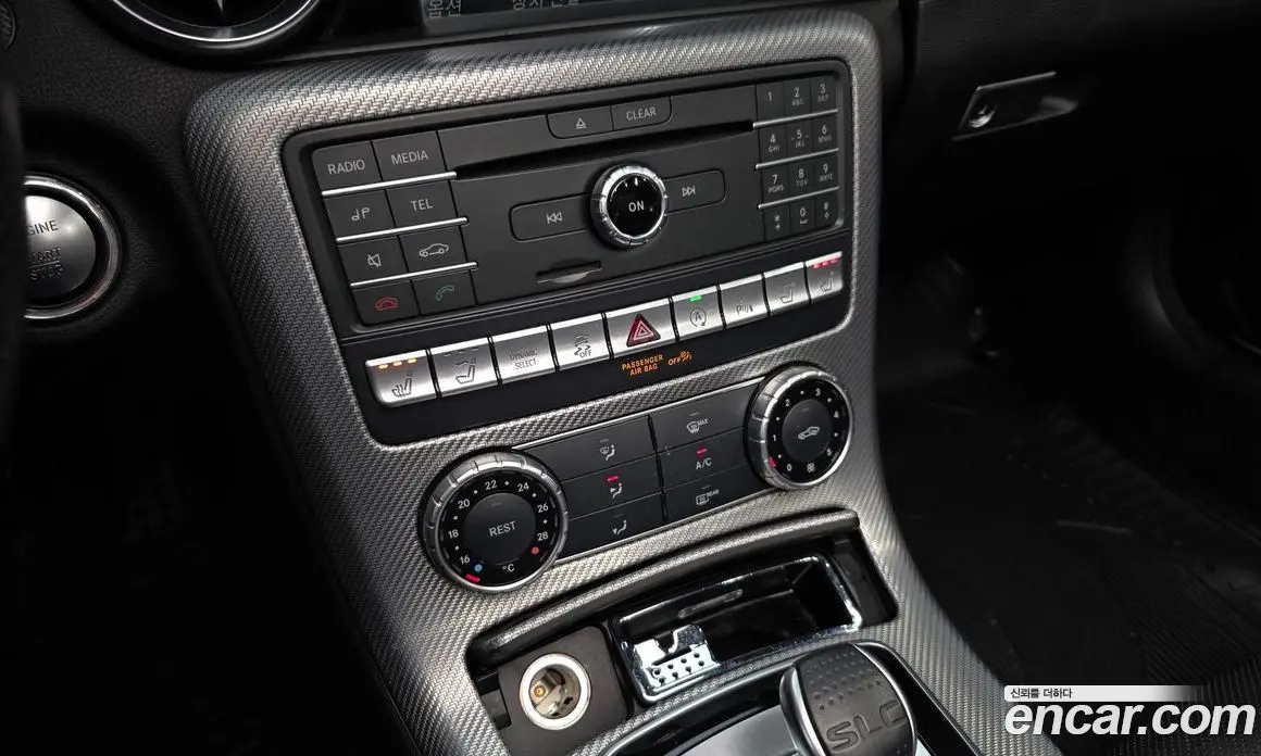 Mercedes-Benz SLC-Class 2017 2.0 автомат (гидро), фото 15 Mercedes-Benz SLC-Class 2017 2.0 автомат (гидро), фото 15