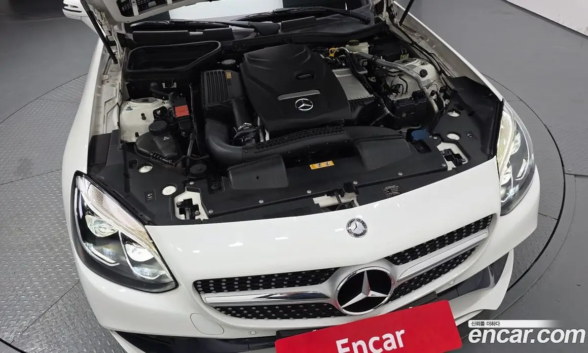 Mercedes-Benz SLC-Class 2017 2.0 автомат (гидро), фото 6 Mercedes-Benz SLC-Class 2017 2.0 автомат (гидро), фото 6