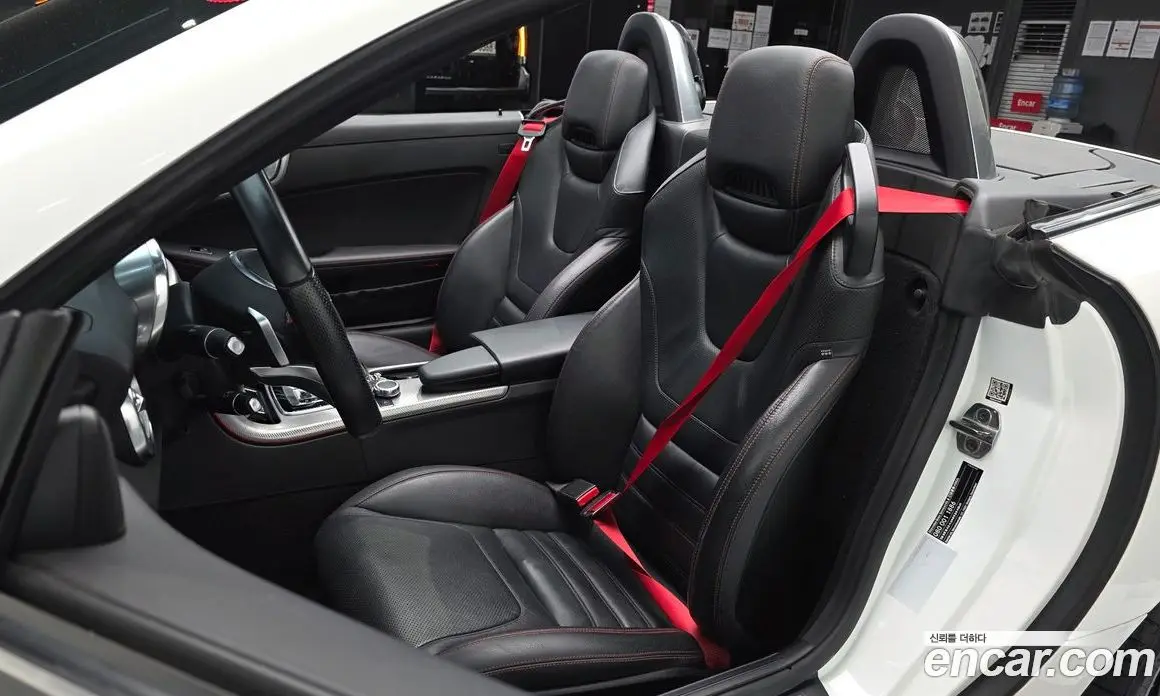 Mercedes-Benz SLC-Class 2017 2.0 автомат (гидро), фото 7 Mercedes-Benz SLC-Class 2017 2.0 автомат (гидро), фото 7