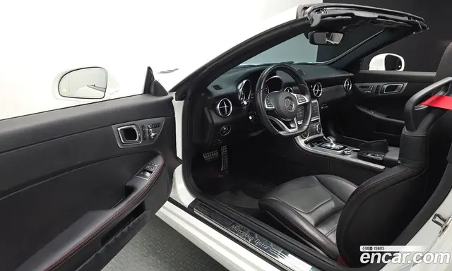 Mercedes-Benz SLC-Class 2017 2.0 автомат (гидро), миниатюра 10 Mercedes-Benz SLC-Class 2017 2.0 автомат (гидро), миниатюра 10