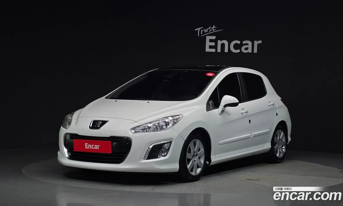 Peugeot 308 2013 1.6 автомат (гидро), фото 1 Peugeot 308 2013 1.6 автомат (гидро), фото 1