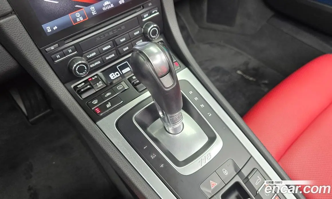 Porsche 718 2017 2.0 автомат (гидро), фото 12 Porsche 718 2017 2.0 автомат (гидро), фото 12