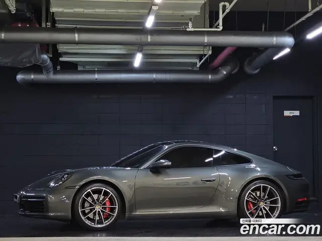 Porsche 911 2023 3.0 автомат (гидро), миниатюра 3 Porsche 911 2023 3.0 автомат (гидро), миниатюра 3