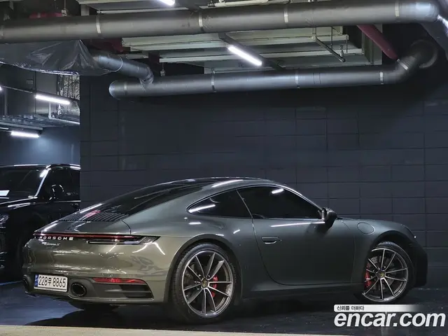 Porsche 911 2023 3.0 автомат (гидро), миниатюра 5 Porsche 911 2023 3.0 автомат (гидро), миниатюра 5