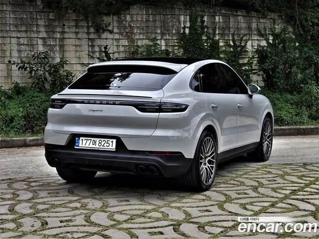 Porsche Cayenne 2023 3.0 автомат (гидро), миниатюра 2 Porsche Cayenne 2023 3.0 автомат (гидро), миниатюра 2