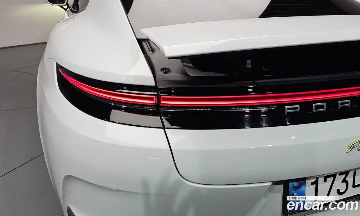 Porsche Panamera 2025 2.9 автомат (гидро), фото 8 Porsche Panamera 2025 2.9 автомат (гидро), фото 8