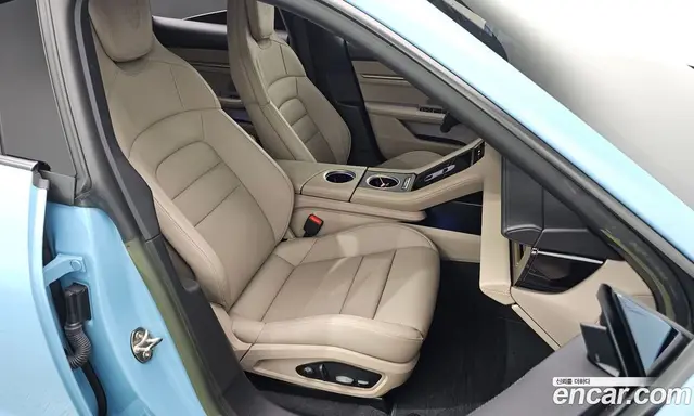Porsche Taycan 2023 0.1 автомат (гидро), миниатюра 12