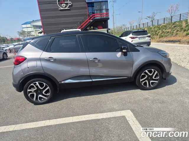 Renault (Samsung) QM3 2017 1.5 автомат (гидро), миниатюра 8