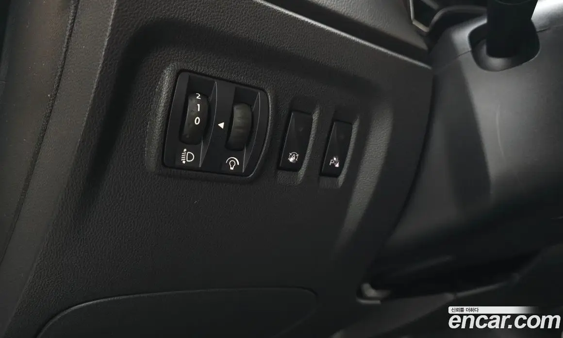 Renault (Samsung) QM3 2018 1.5 автомат (гидро), фото 16 Renault (Samsung) QM3 2018 1.5 автомат (гидро), фото 16
