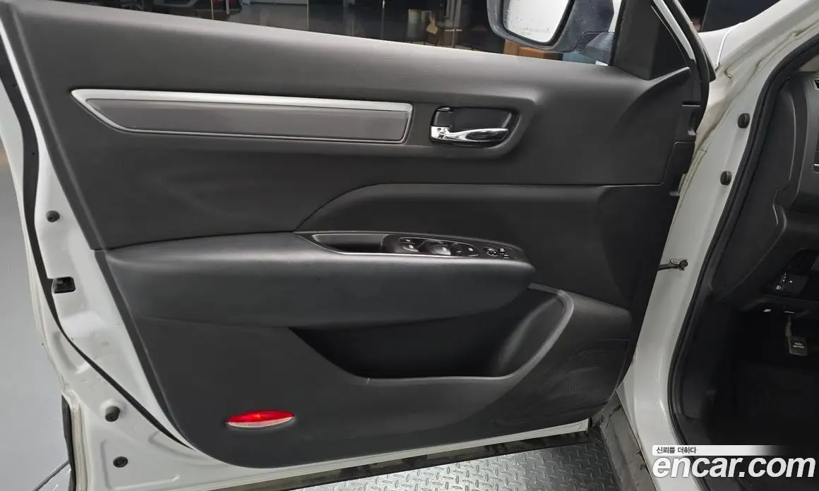 Renault (Samsung) QM6 2016 2.0 автомат (гидро), фото 14