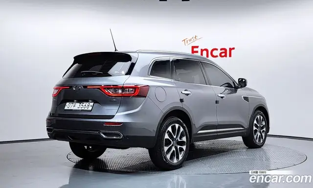 Renault (Samsung) QM6 2017 2.0 автомат (гидро), миниатюра 2 Renault (Samsung) QM6 2017 2.0 автомат (гидро), миниатюра 2