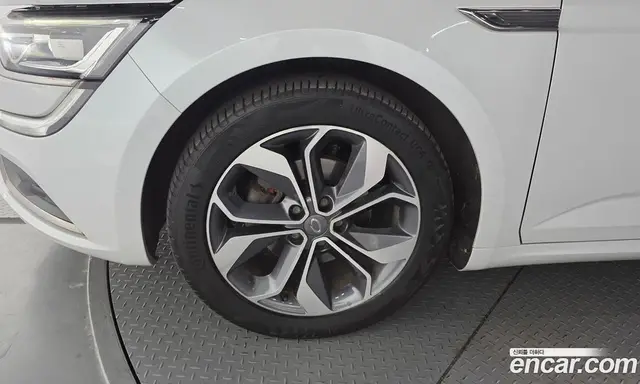 Renault (Samsung) SM6 2018 1.5 автомат (гидро), миниатюра 5