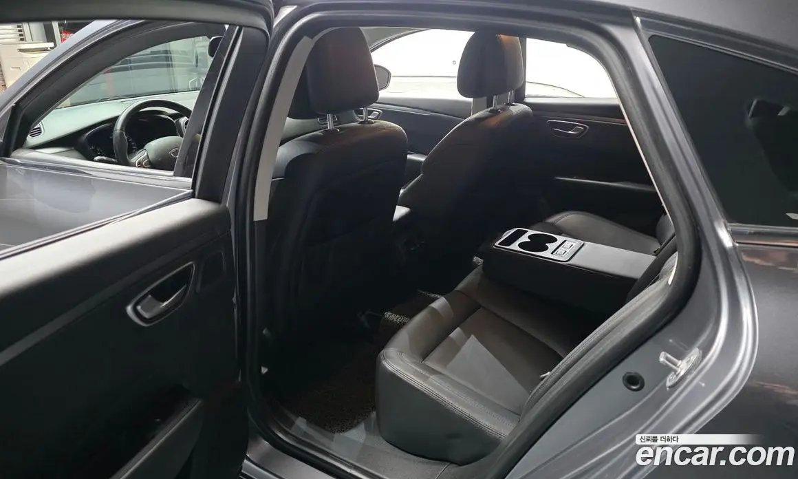 Renault (Samsung) SM6 2019 2.0 автомат (гидро), фото 11 Renault (Samsung) SM6 2019 2.0 автомат (гидро), фото 11