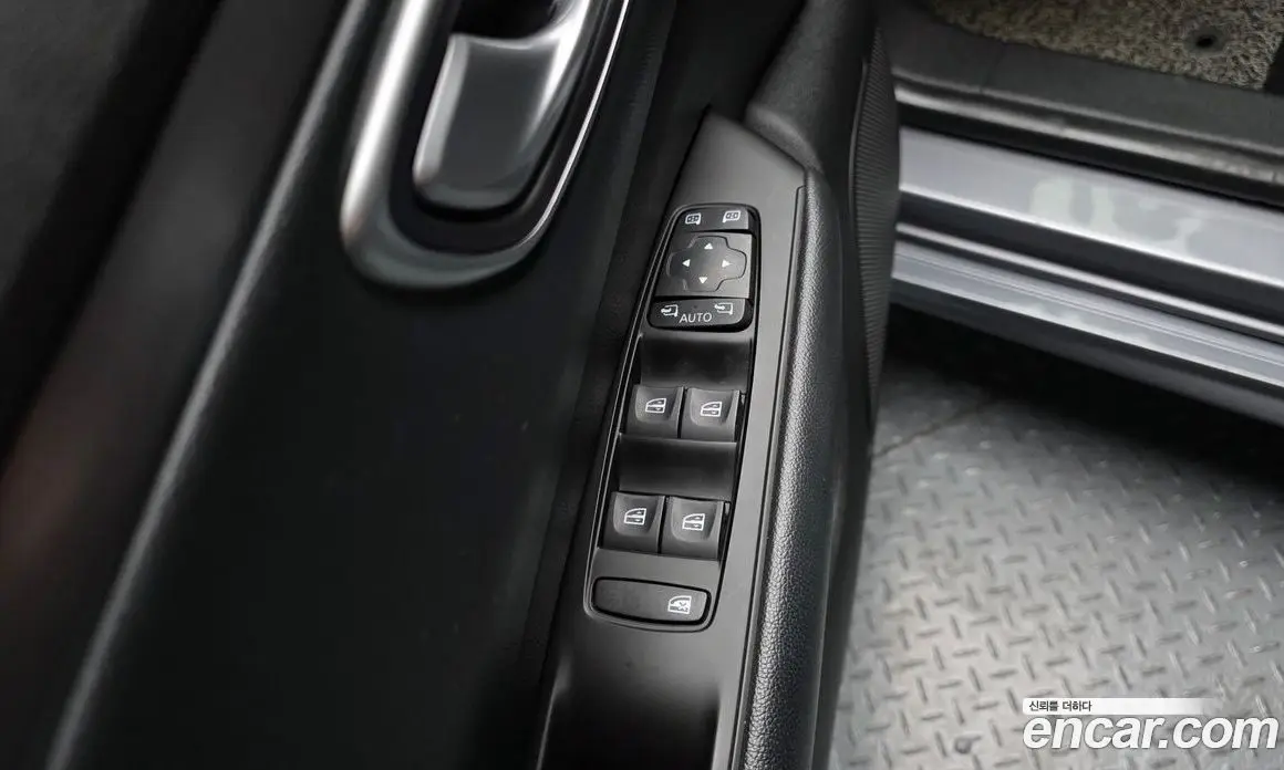 Renault (Samsung) SM6 2019 2.0 автомат (гидро), фото 14 Renault (Samsung) SM6 2019 2.0 автомат (гидро), фото 14