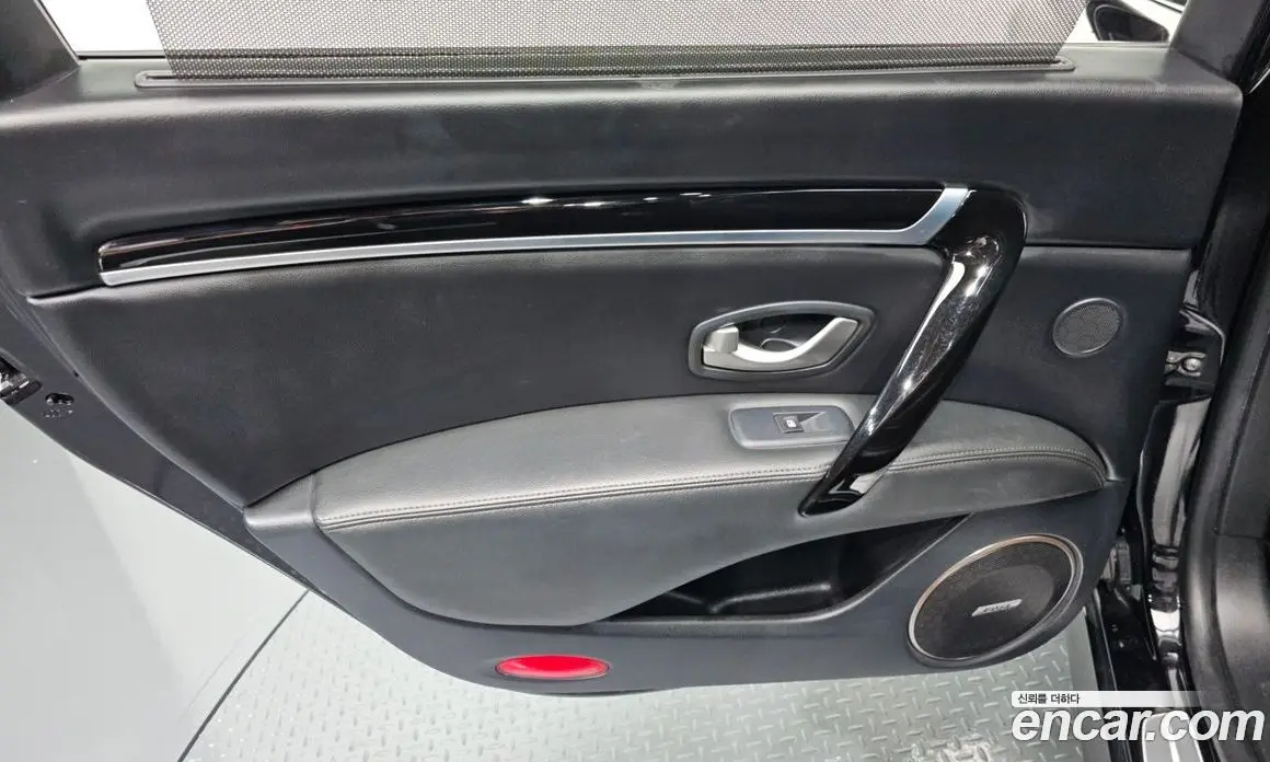 Renault (Samsung) SM7 2017 3.5 автомат (гидро), фото 15 Renault (Samsung) SM7 2017 3.5 автомат (гидро), фото 15