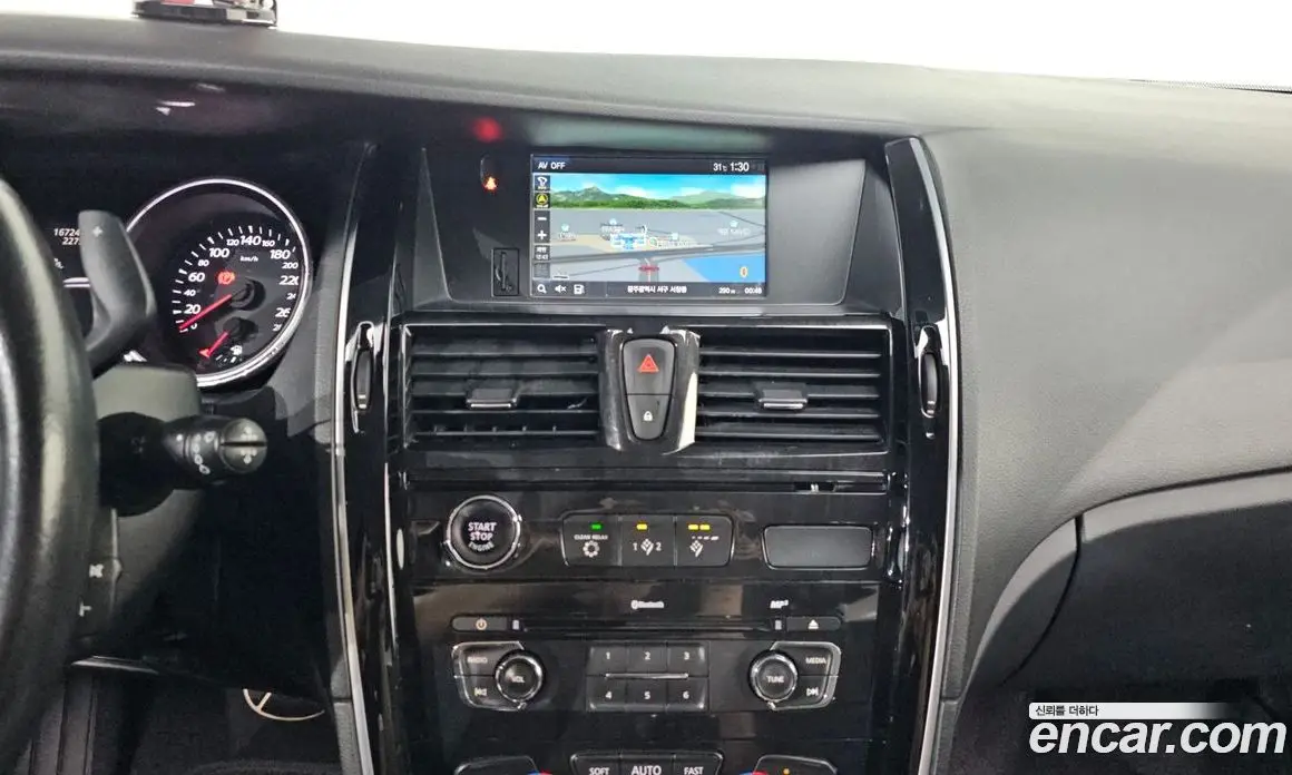 Renault (Samsung) SM7 2017 3.5 автомат (гидро), фото 20 Renault (Samsung) SM7 2017 3.5 автомат (гидро), фото 20