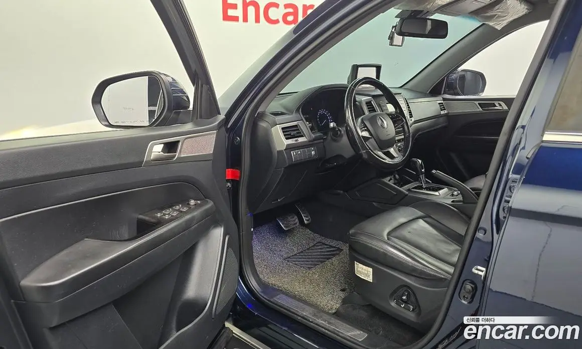 SsangYong Rexton 2018 2.2 автомат (гидро), фото 13 SsangYong Rexton 2018 2.2 автомат (гидро), фото 13