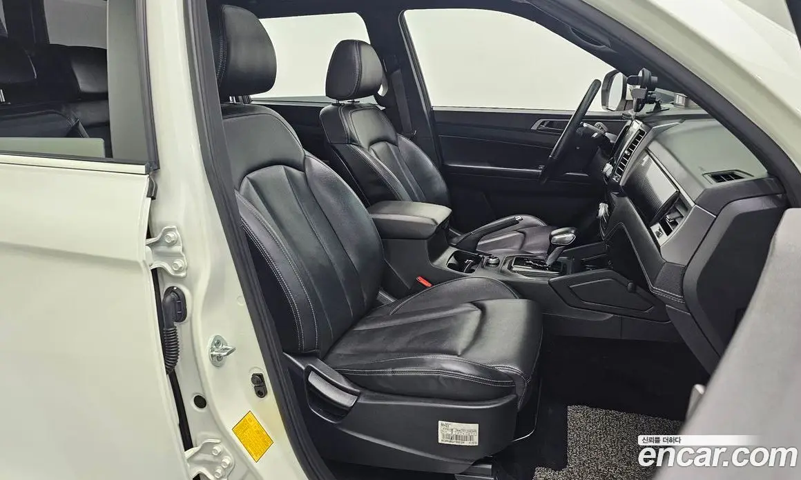 SsangYong Rexton 2021 2.2 автомат (гидро), фото 16