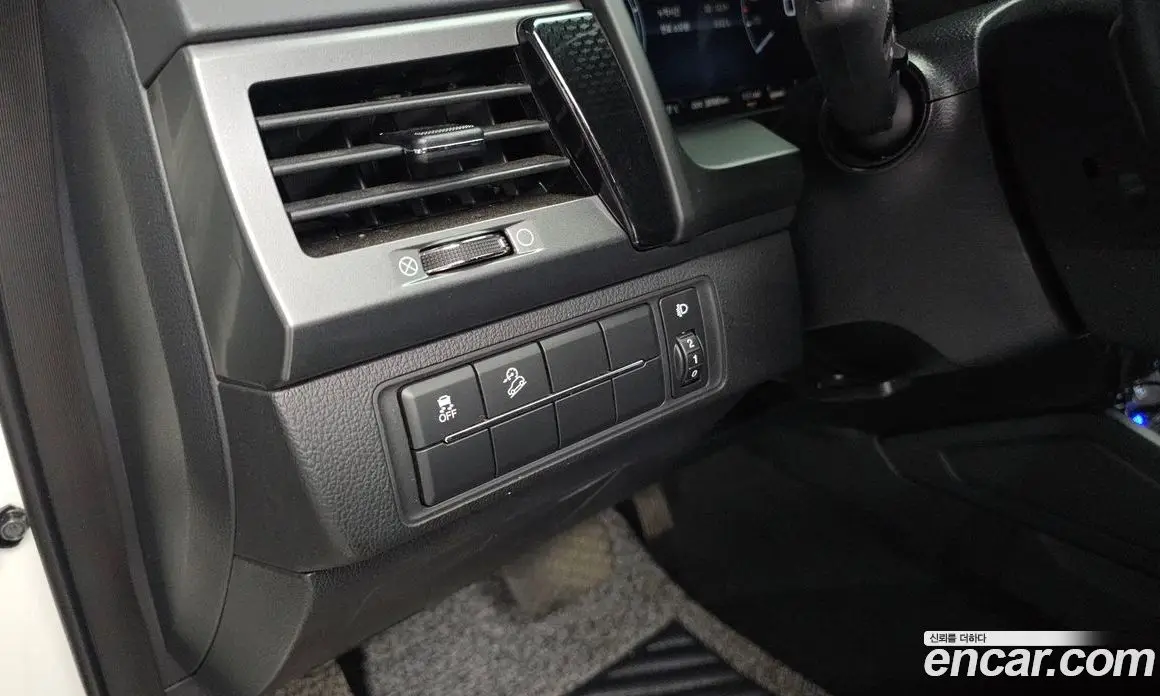 SsangYong Rexton 2022 2.2 автомат (гидро), фото 18