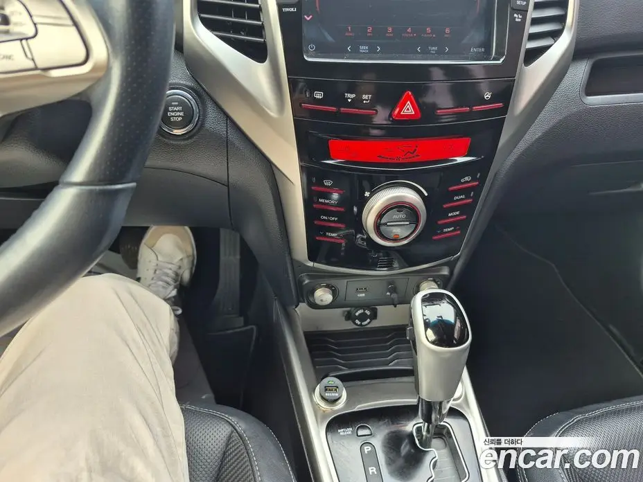 SsangYong TIBOLI 2015 1.6 автомат (гидро), фото 12