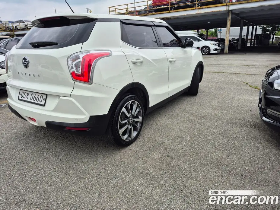 SsangYong TIBOLI 2015 1.6 автомат (гидро), фото 4