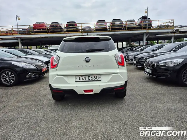 SsangYong TIBOLI 2015 1.6 автомат (гидро), миниатюра 5