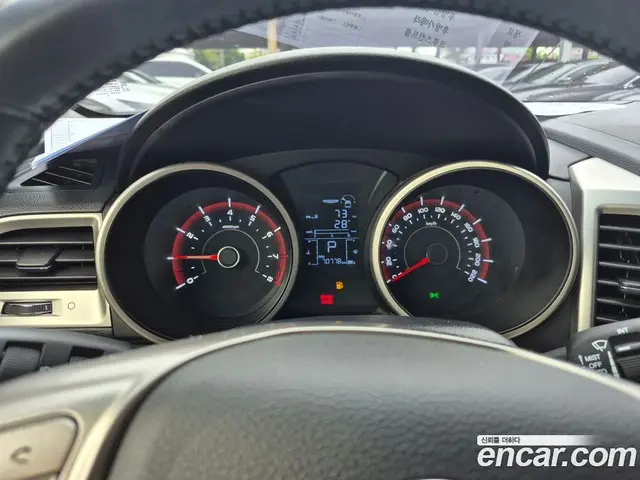 SsangYong TIBOLI 2015 1.6 автомат (гидро), миниатюра 7