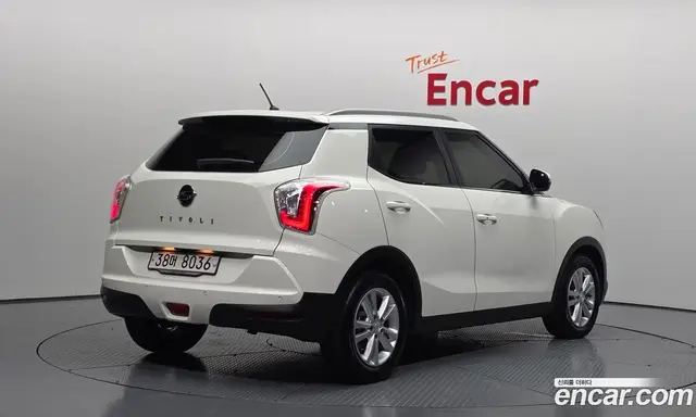 SsangYong TIBOLI 2017 1.6 автомат (гидро), миниатюра 2