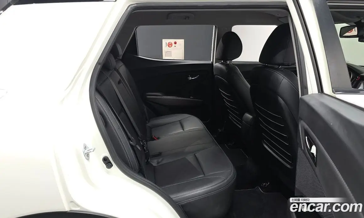 SsangYong TIBOLI 2017 1.6 автомат (гидро), фото 12
