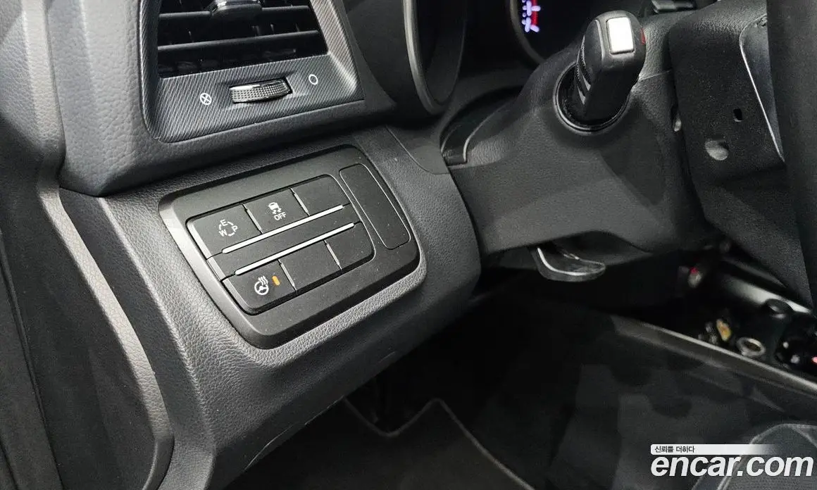 SsangYong TIBOLI 2017 1.6 автомат (гидро), фото 17