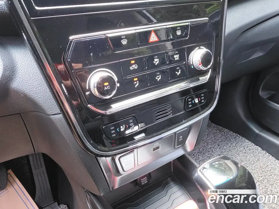 SsangYong TIBOLI 2019 1.6 автомат (гидро), фото 14 SsangYong TIBOLI 2019 1.6 автомат (гидро), фото 14