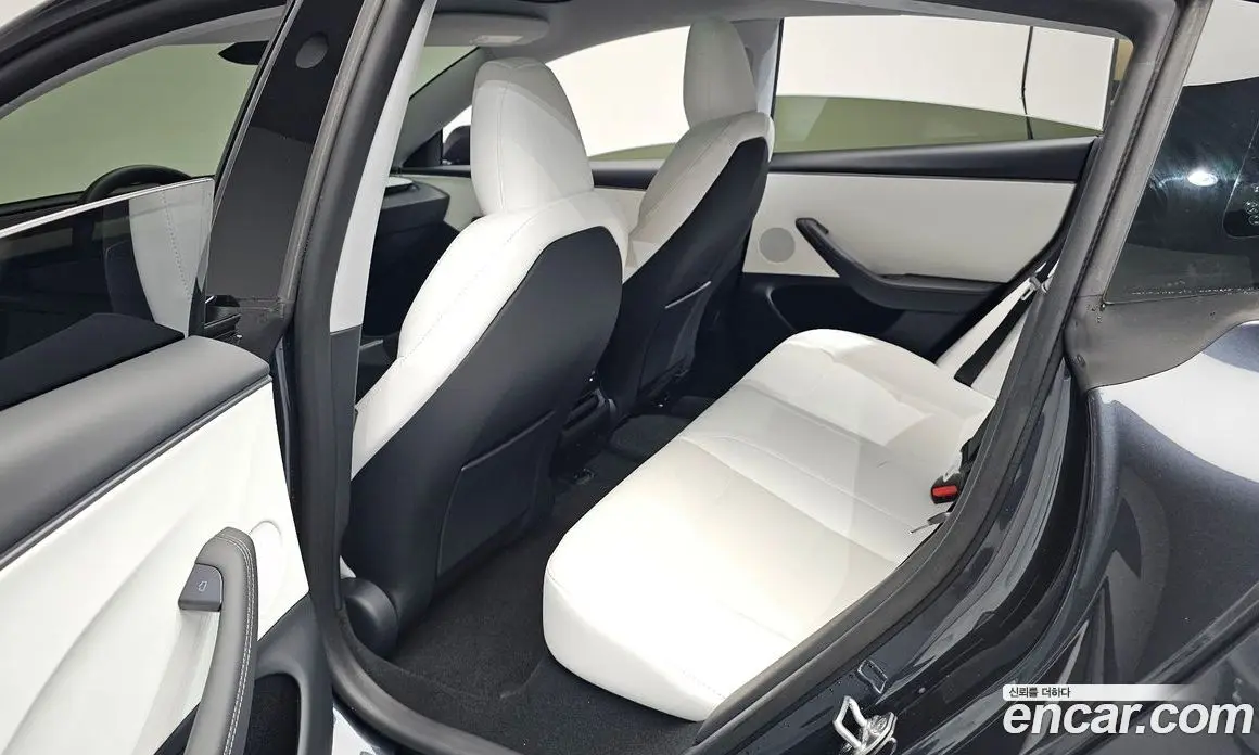 Tesla Model 3 2025 0.2 автомат (гидро), фото 17 Tesla Model 3 2025 0.2 автомат (гидро), фото 17
