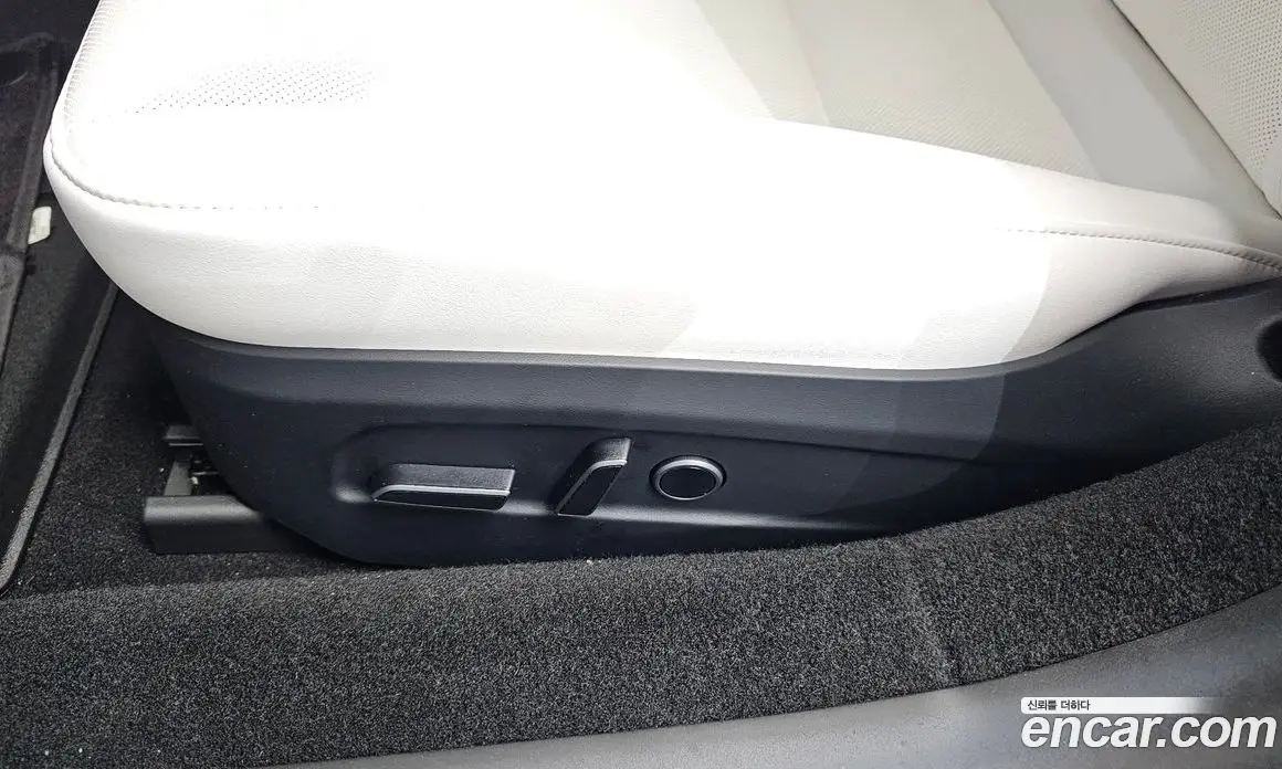 Tesla Model 3 2025 0.2 автомат (гидро), фото 30 Tesla Model 3 2025 0.2 автомат (гидро), фото 30
