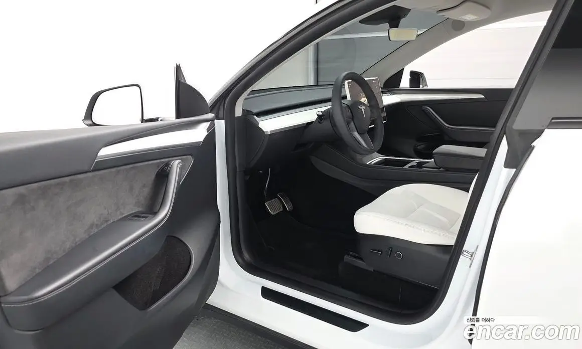 Tesla Model Y 2024 0.2 автомат (гидро), фото 10 Tesla Model Y 2024 0.2 автомат (гидро), фото 10