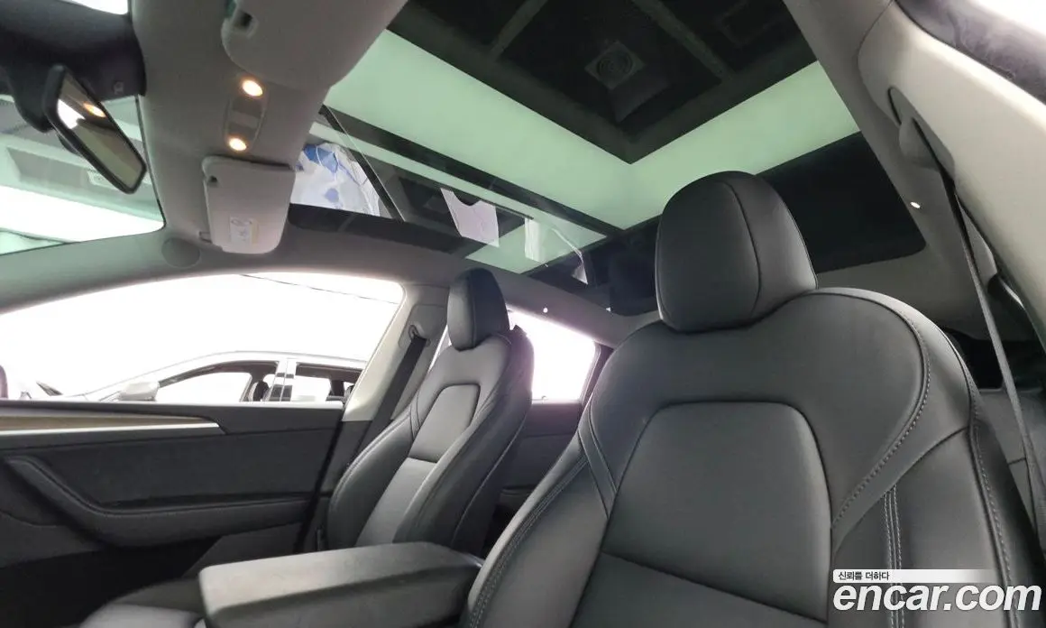 Tesla Model Y 2025 0.2 автомат (гидро), фото 18 Tesla Model Y 2025 0.2 автомат (гидро), фото 18