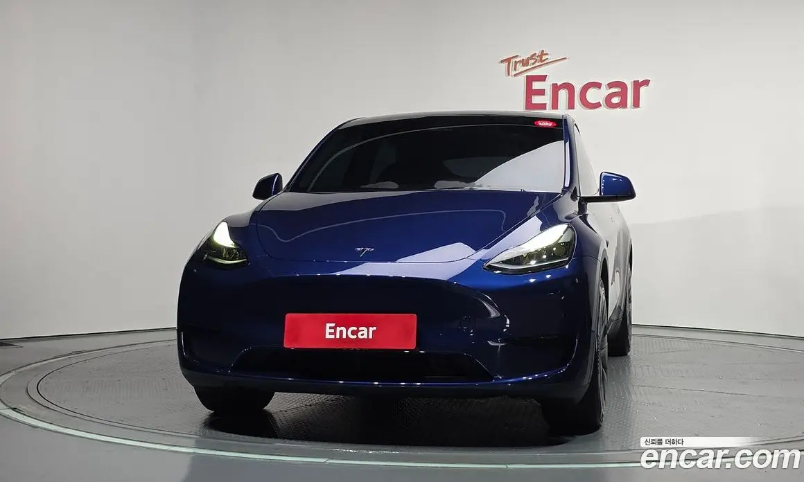 Tesla Model Y 2025 0.2 автомат (гидро), фото 3 Tesla Model Y 2025 0.2 автомат (гидро), фото 3