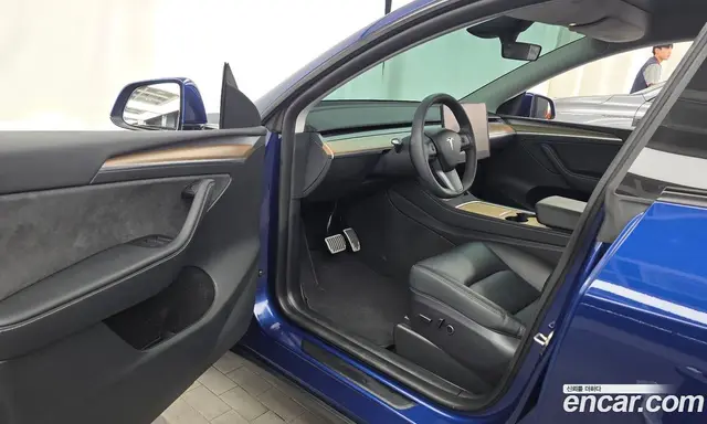 Tesla Model Y 2025 0.2 автомат (гидро), миниатюра 10 Tesla Model Y 2025 0.2 автомат (гидро), миниатюра 10