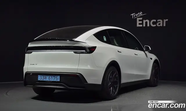 Tesla Model Y 2026 0.2 автомат (гидро), миниатюра 2 Tesla Model Y 2026 0.2 автомат (гидро), миниатюра 2