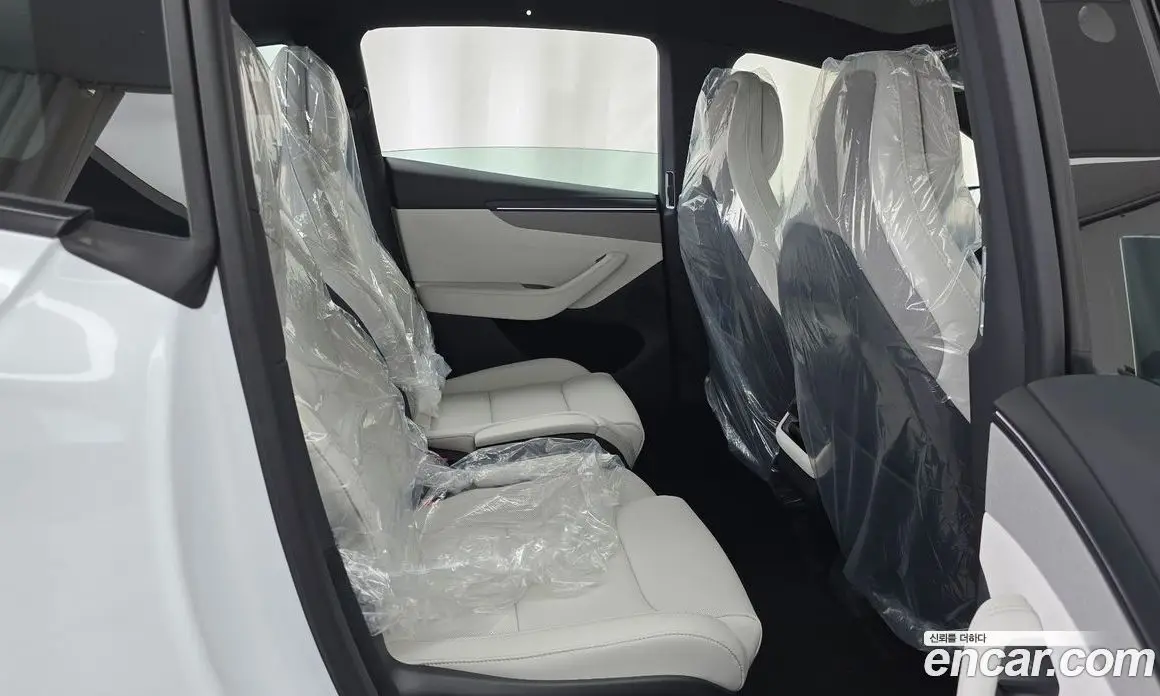 Tesla Model Y 2026 0.2 автомат (гидро), фото 11 Tesla Model Y 2026 0.2 автомат (гидро), фото 11