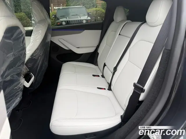 Tesla Model Y 2026 0.2 автомат (гидро), миниатюра 7